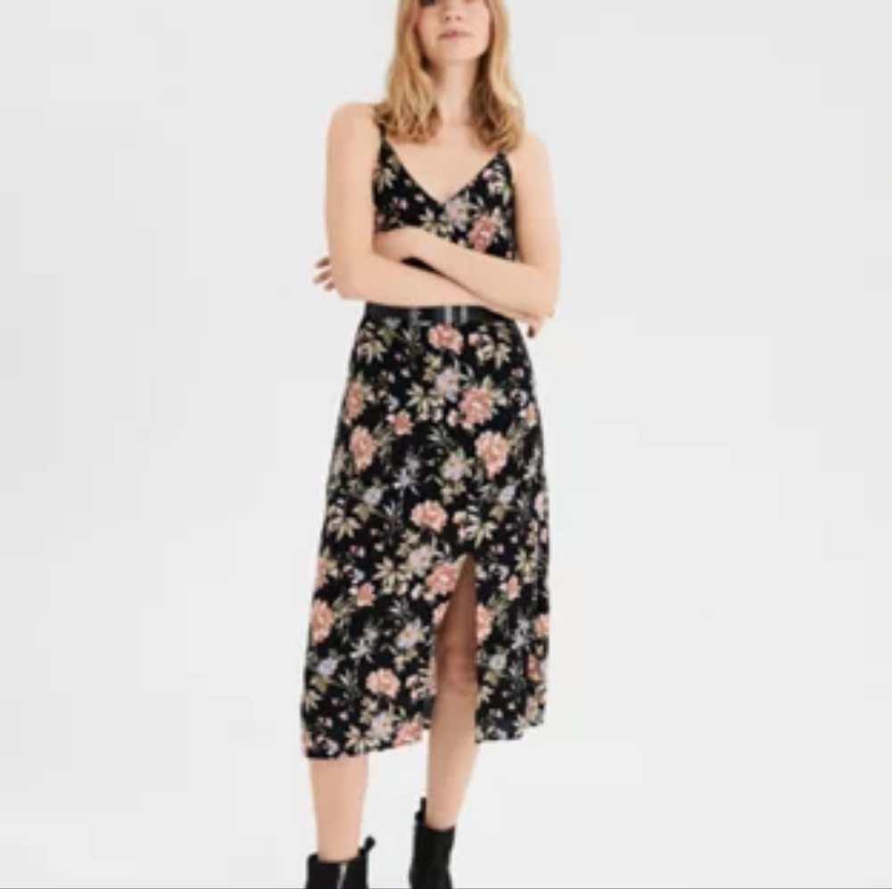 AMERICAN EAGLE Floral Cutout Midi Button front Dress XXS NWT AE